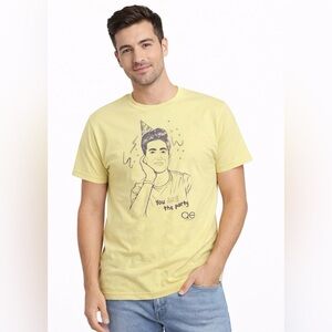 🏳️🌈 NWT! QE Unisex You Are the Party Tshirt